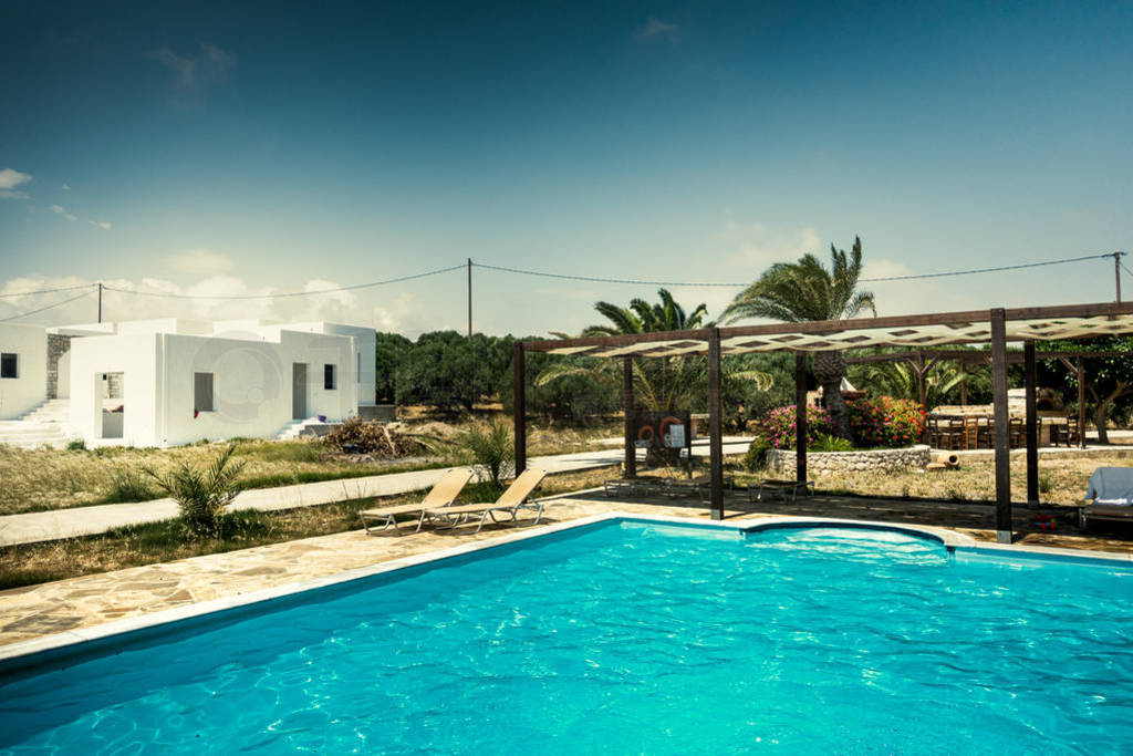 Empty swimming pool