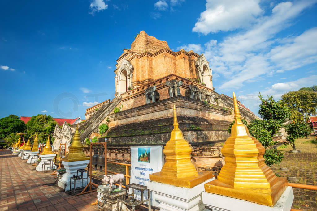 Wat Chedi Luang is a Buddhist temple in the historic centre and