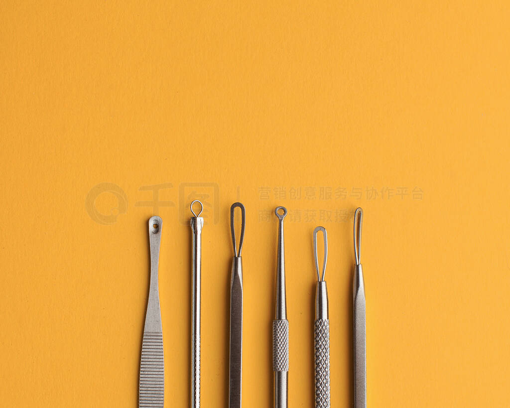 Cosmetic tools for manual cleaning of the face of problem skin