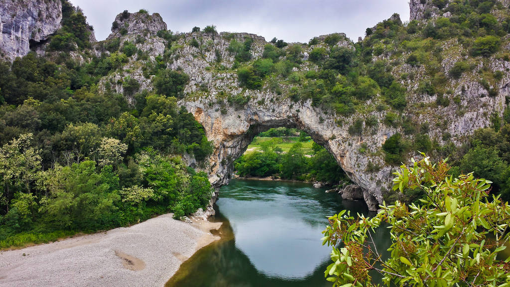 Le Pont d  Ȼİ