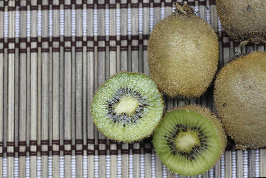 Ripe kiwi fruit ideal for breakfast and have a balanced and hea