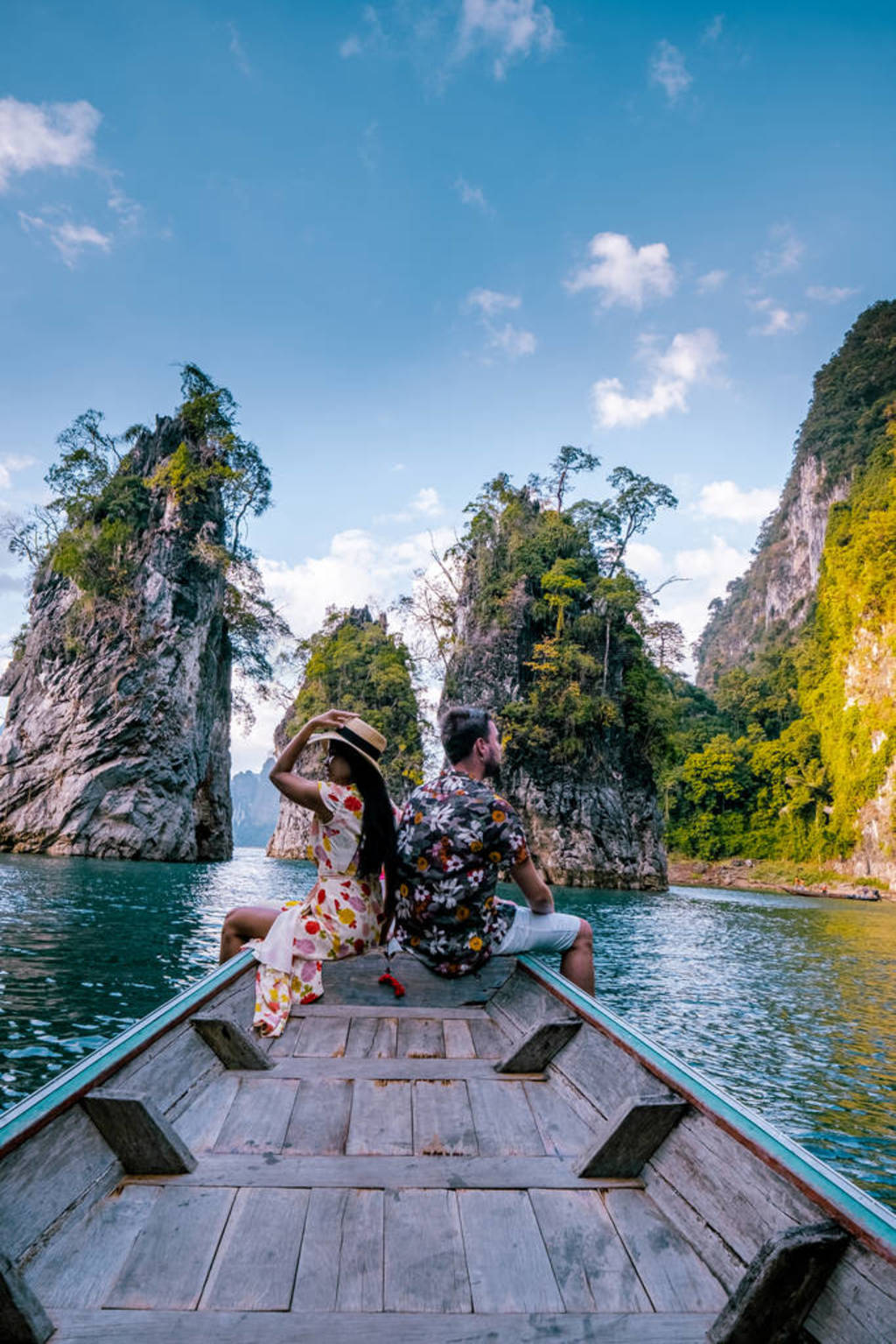 Է򸾳˴̩С魺Chiew lan lakeĺҹ԰Khao Sok National Parkľͺ