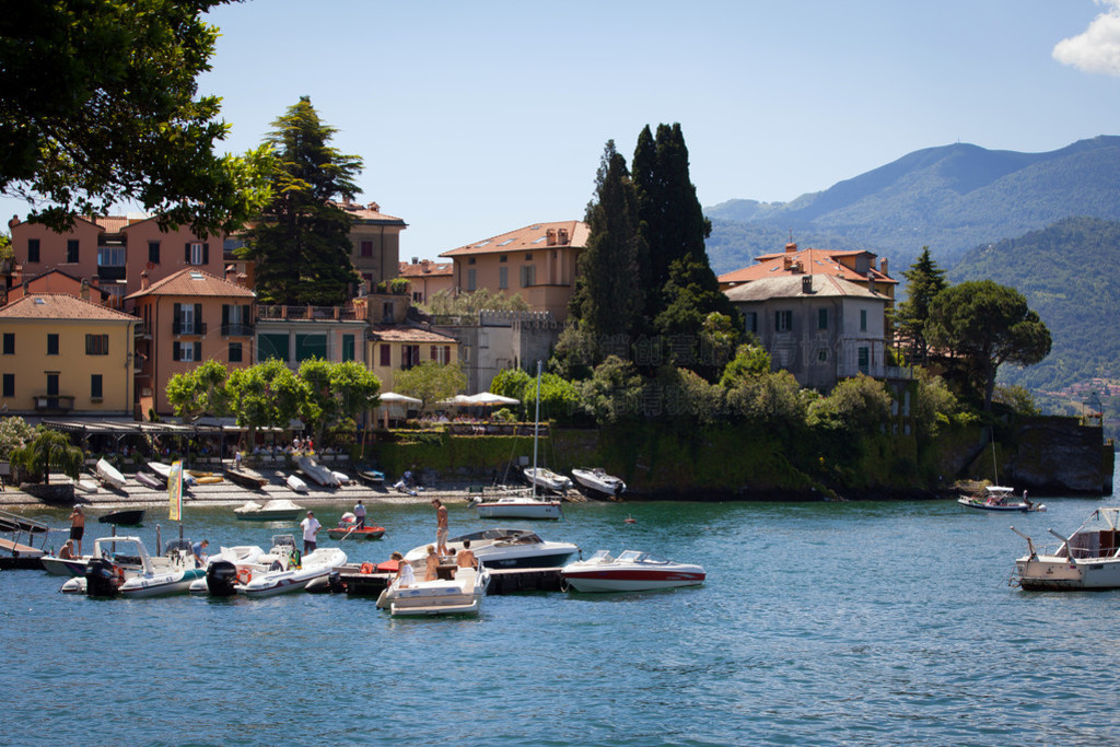 Ħ Varenna