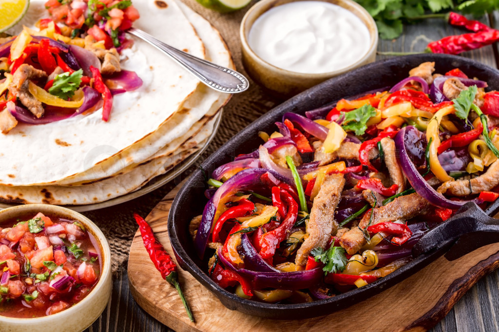 кͲɫ fajitas  tortill