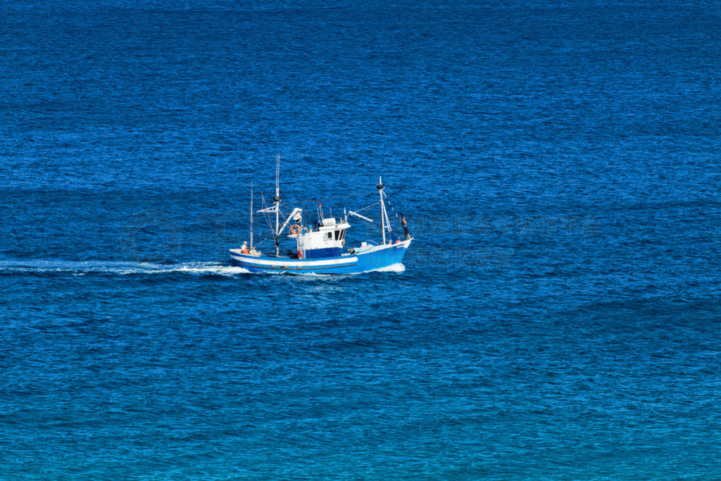 ڴеС fisherboat