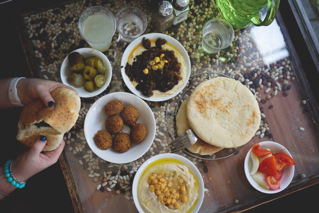 ɫҮ·Ŀȹһɫ͡Falafels һ, ӥ춹 cheakpeas, Ƥ