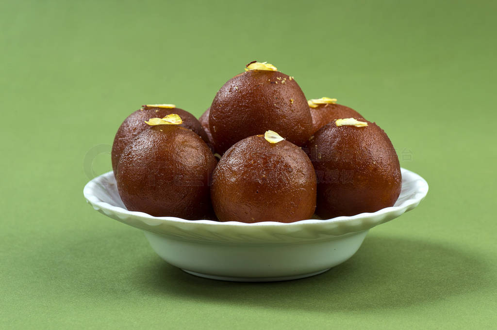 Gulab Jamunӡ㣬ΪɫİɫеĿĹ