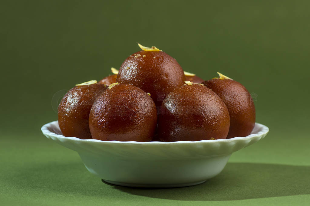 Gulab Jamunӡ㣬ΪɫİɫеĿĹ