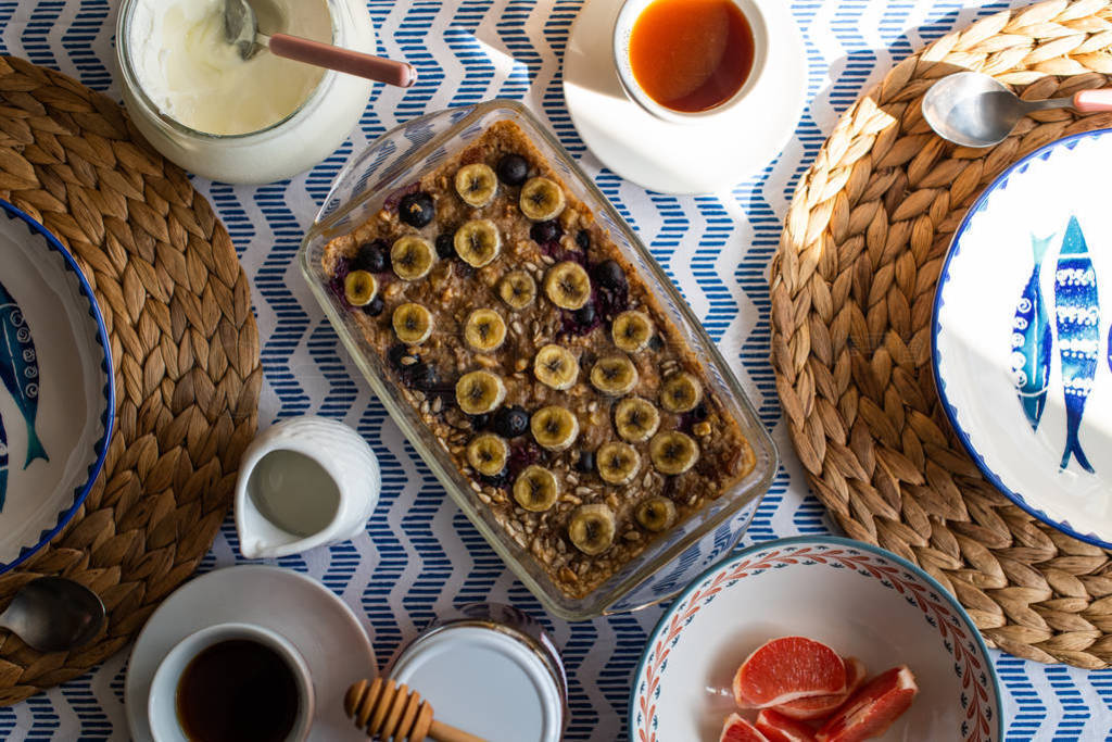 baked oatmeal with banana, blueberries, walnut and raisins.