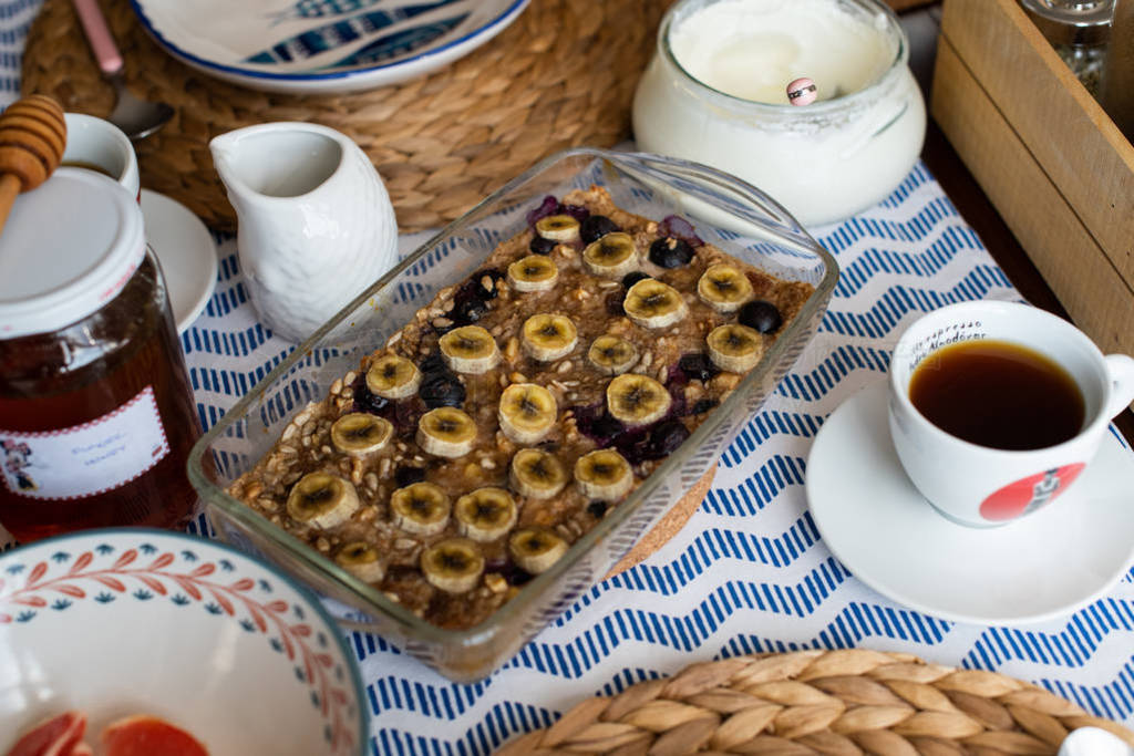 baked oatmeal with banana, blueberries, walnut and raisins.