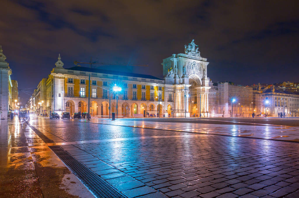 Night longexposure cityscape panoramic view of Commerce Square,