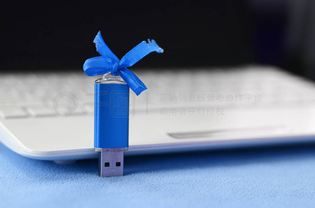 õɫ usb 濨ɫ̺ë׵ǳɫë֯ԱߵİɫʼǱԡ俨ľŮƷ