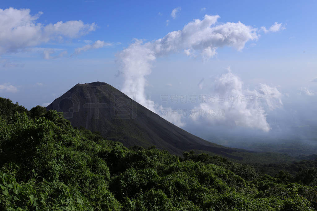 Izalco ɽһ۵ Cerro Verde ҹ԰߶ʥ