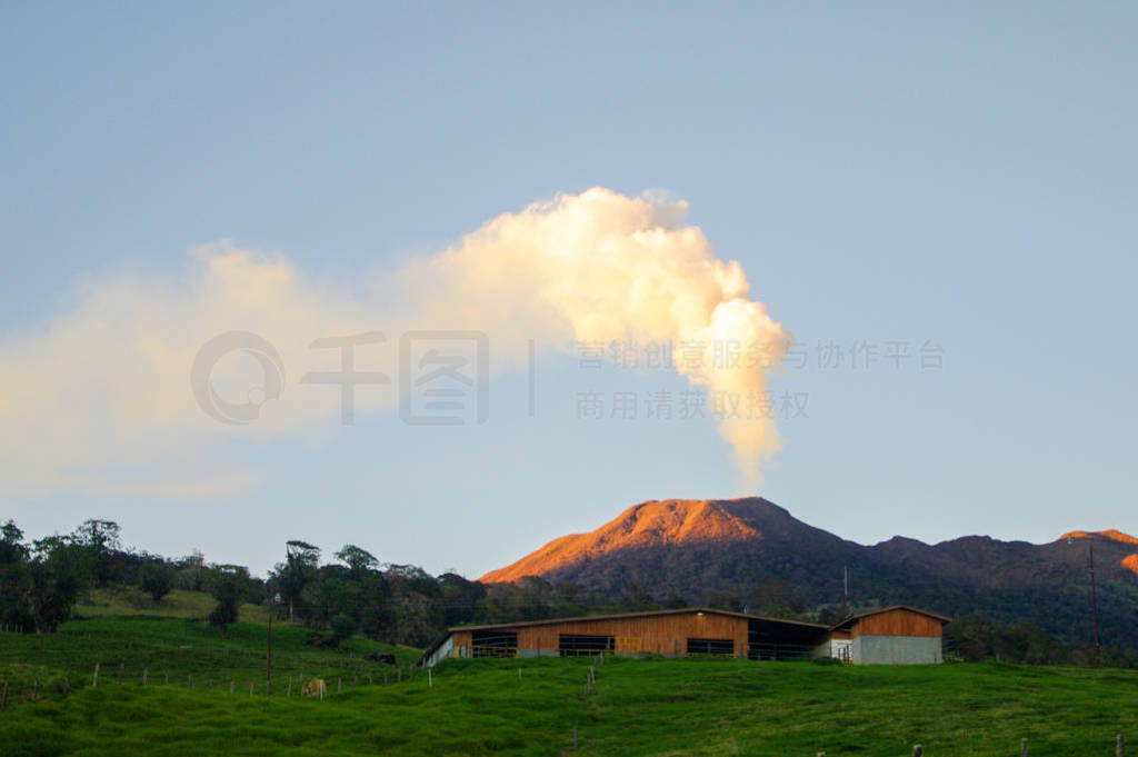 Turrialba ɽ緢ʱʾ