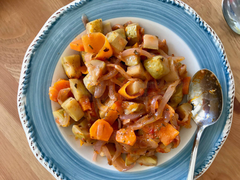 Healthy Turkish Olive Oil Zucchini with Carrot and Onions / Cour