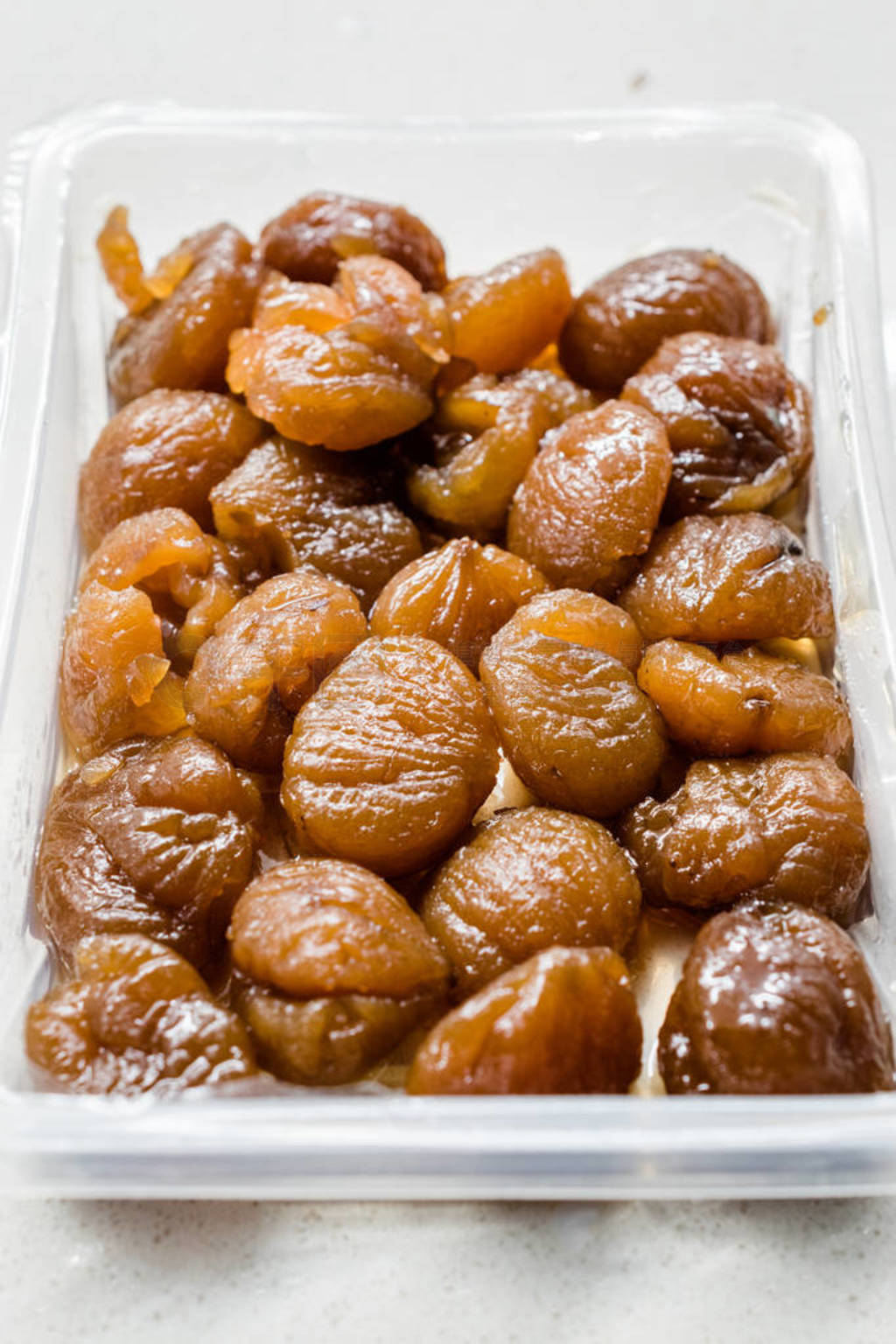 Take Away Turkish Chestnut Dessert in Plastic Box Package or Con