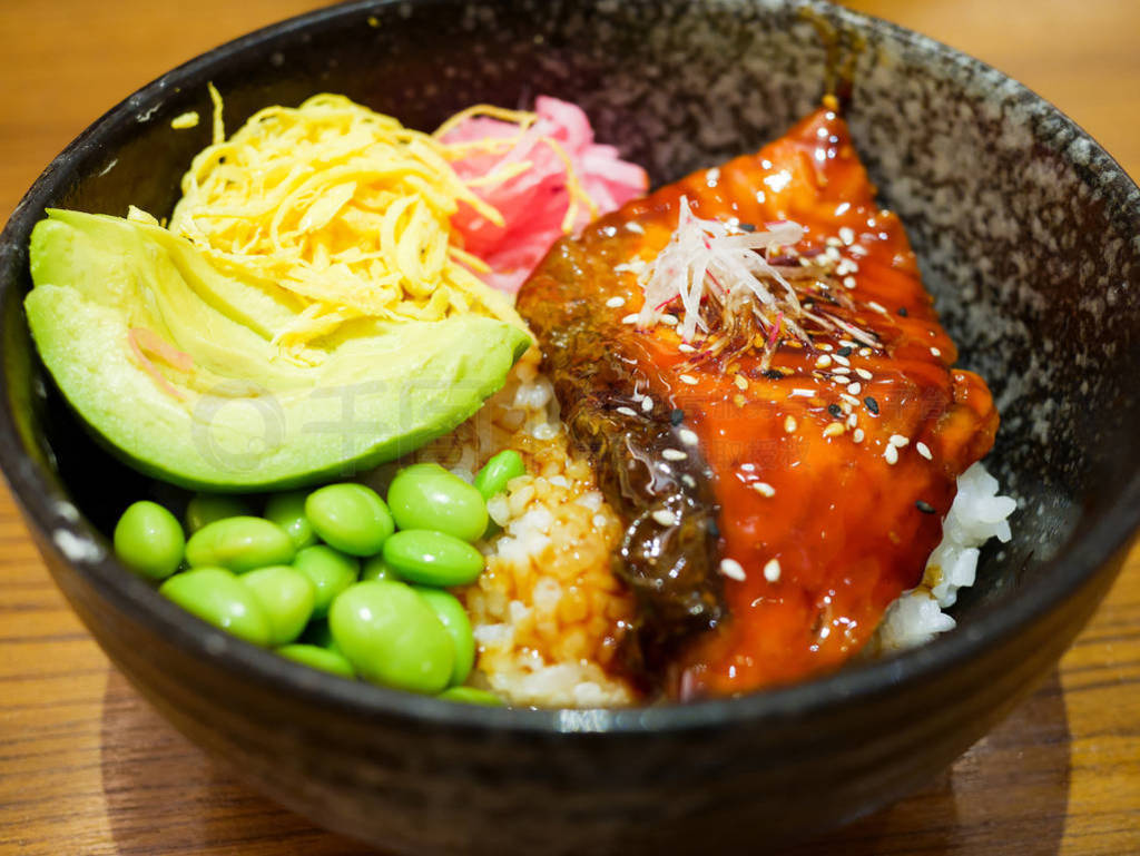 Teriyaki salmon topped with sesame