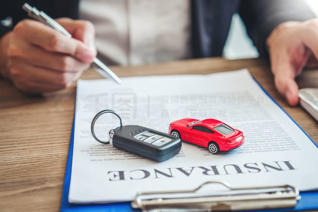 Sale agent deal to agreement successful car loan contract with