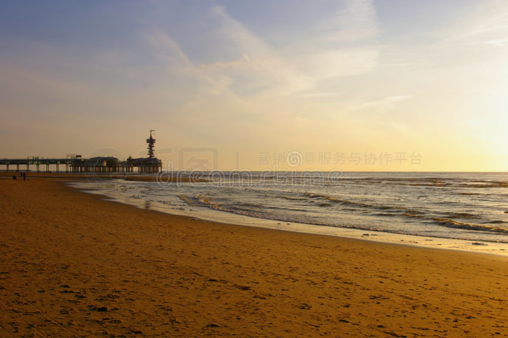 scheveningende pier