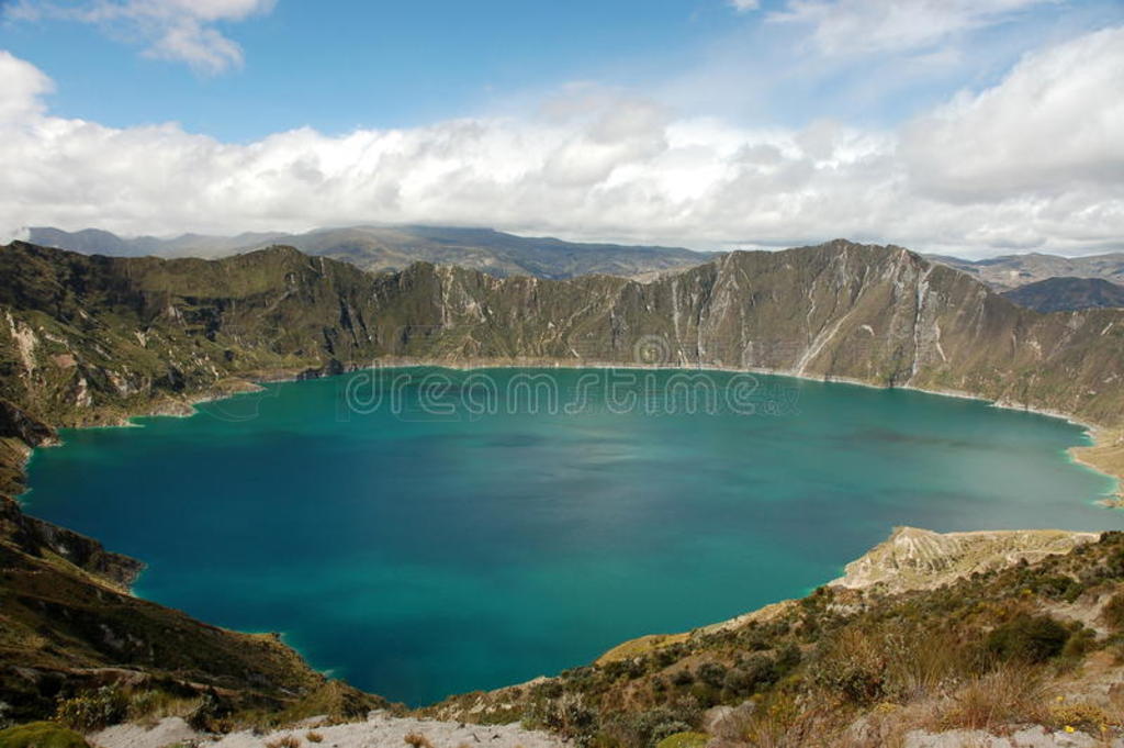 ϶laguna quilotoa