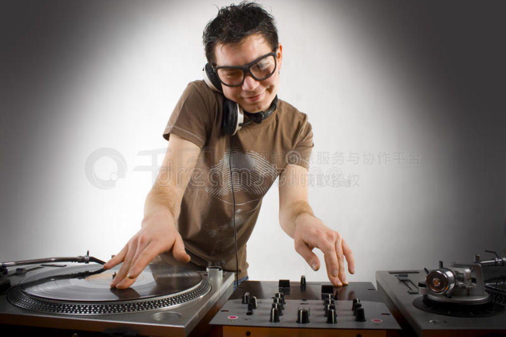 dj