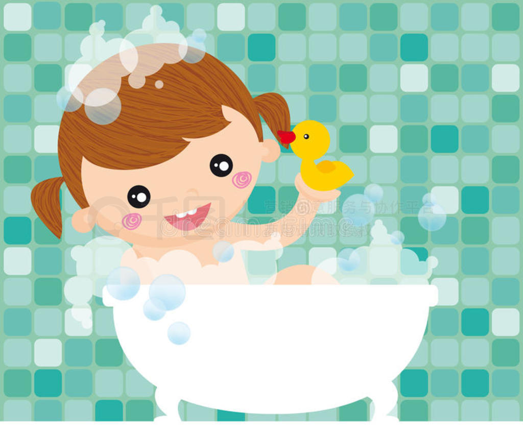 幸福的家庭妈妈在沐浴中给宝宝洗澡图片-商业图片-正版原创图片下载购买-VEER图片库