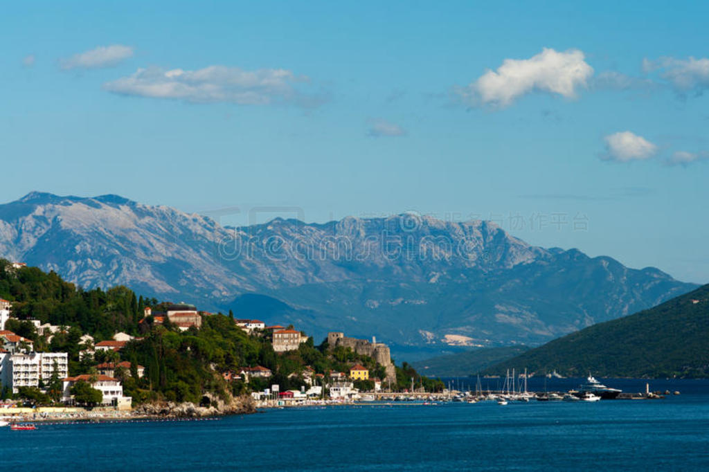 herceg novi-ɽ