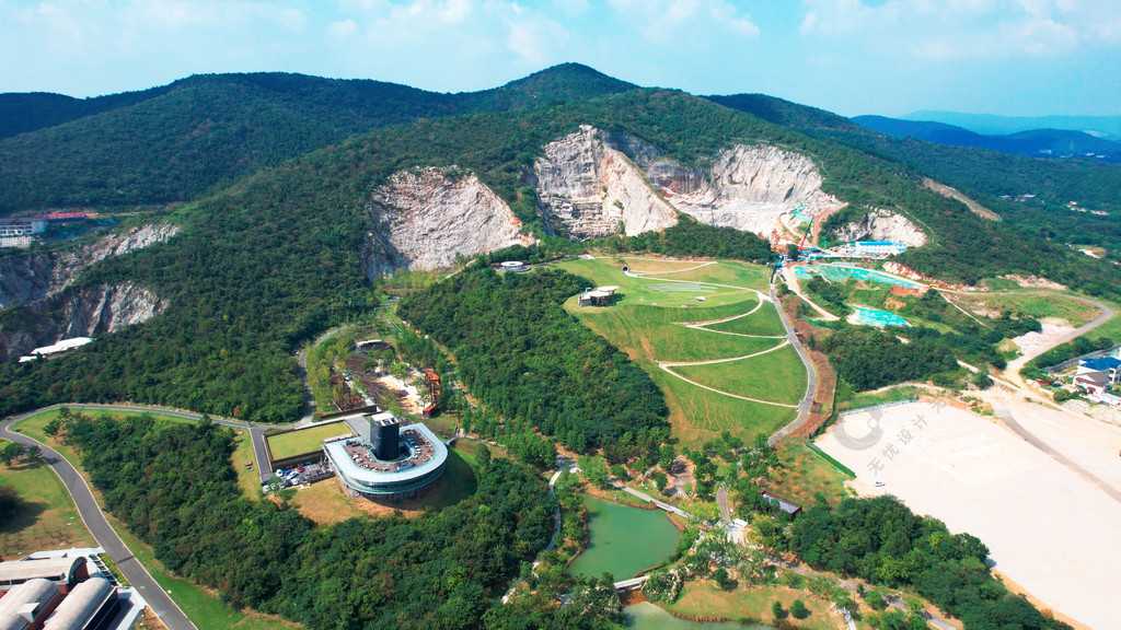 4k航拍南京湯山礦坑公園