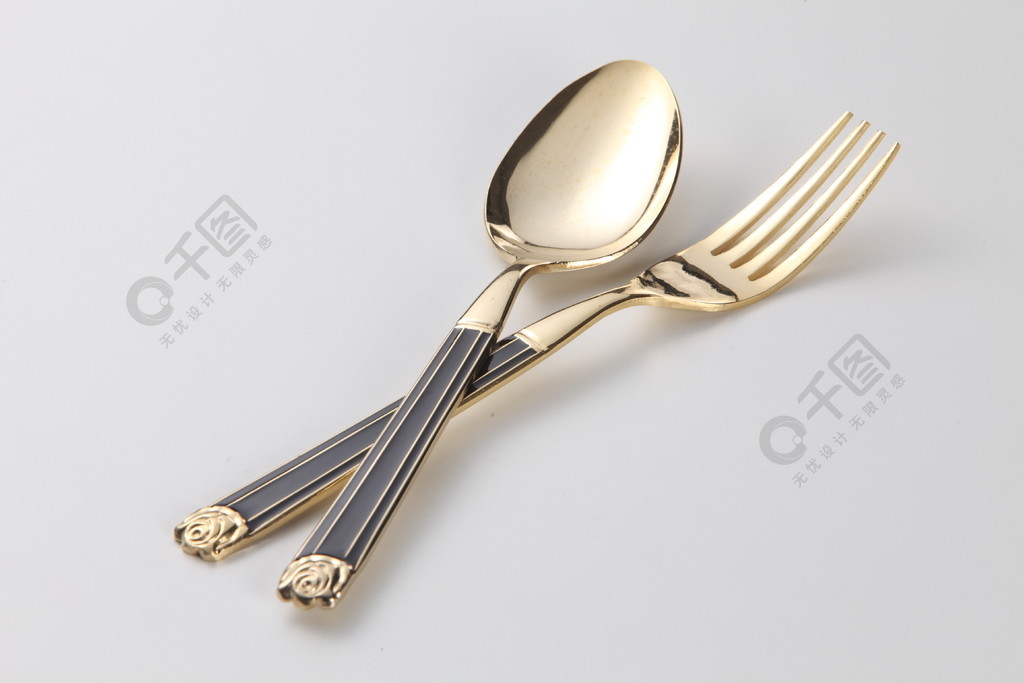 餐厅餐具刀服务桌子餐具餐具设备隔离组膳食特写设计钢反射对象工具没