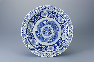 美丽 美丽 蓝色 碗 明亮 陶瓷 中国 瓷器 中国 特写 颜色 多彩 装饰 装饰 鲜花 正面 玻璃 组 头 孤立 自然 漂亮 对象 柔和 花瓣 植物 盘子 瓷器 单一 充<i>满</i>活力 洁具 装饰 整洁 古董