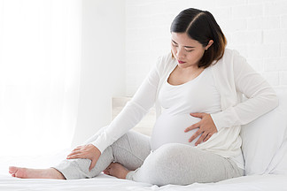 怀孕期间脚痛和腿抽筋