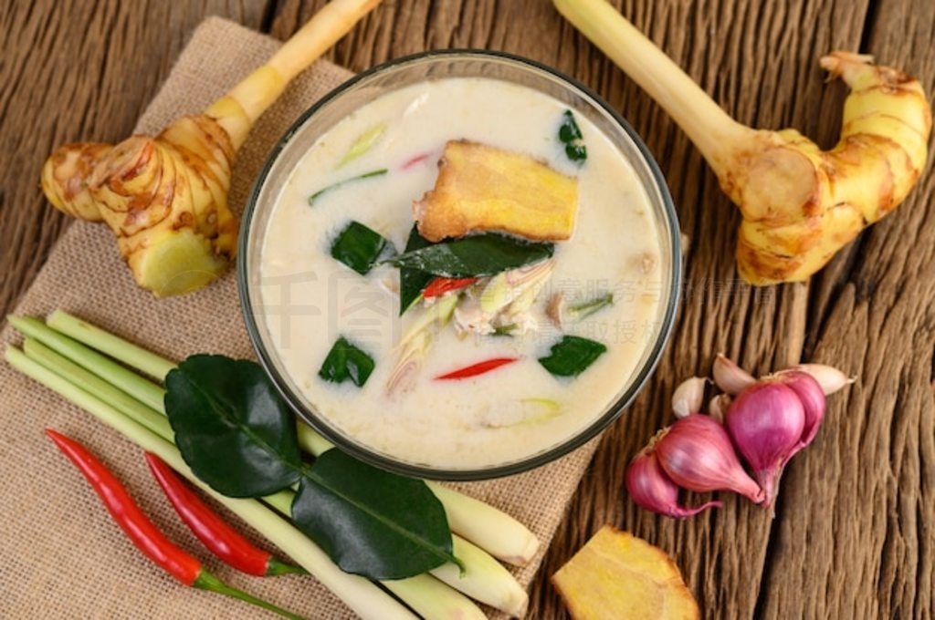 ķ (Tom Kha Kai) ʢУҶʲݡС