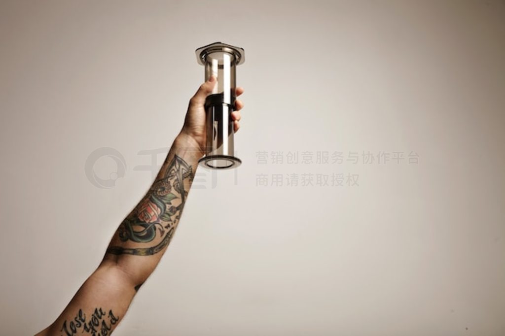 һӵֵдФǳɫ aeropress Ǵͳ豸߸ϣɫ