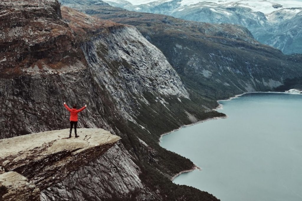 θŮվ Trolltunga УŲϿɫ