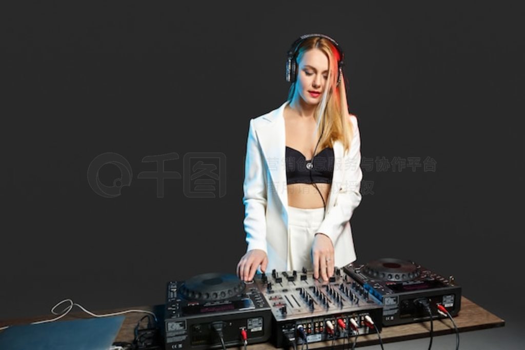 װĽ DJ Ů