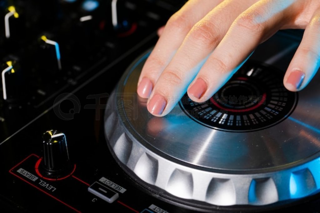 ߽Ƕרҵ dj 豸д