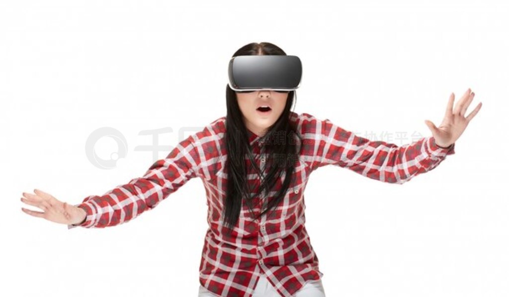 VR 𾪵ŮռˣС