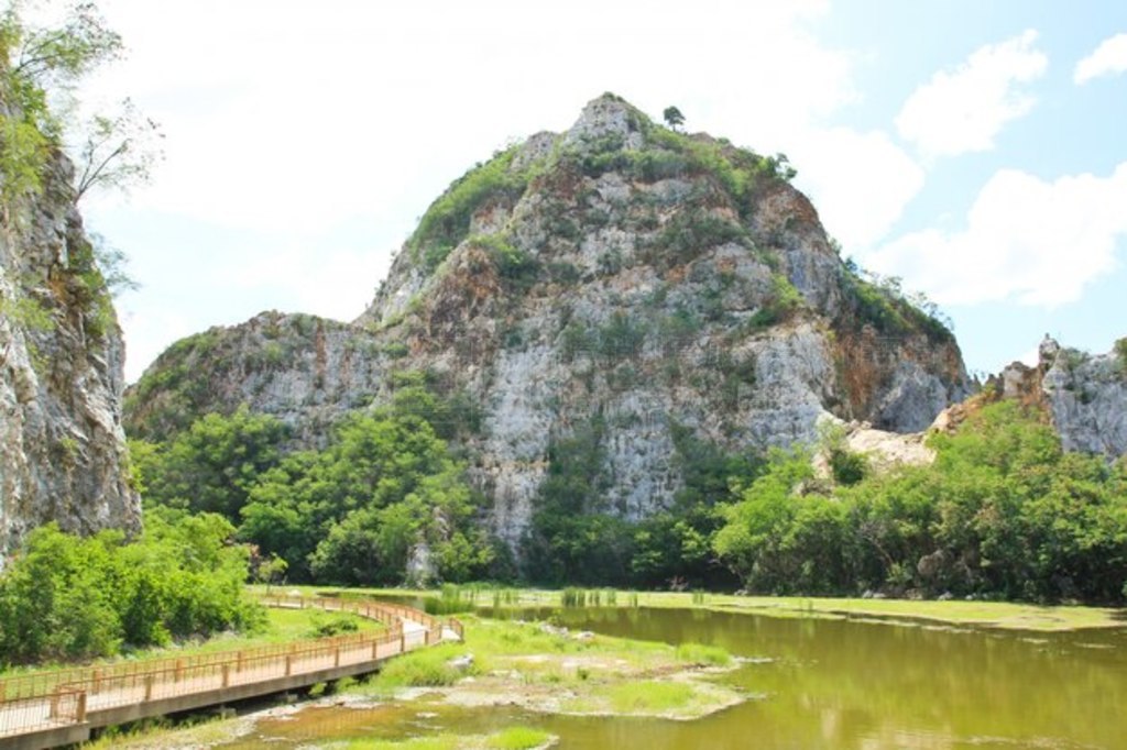 Khao Ngoo Rock Park ̩︮羰㡣