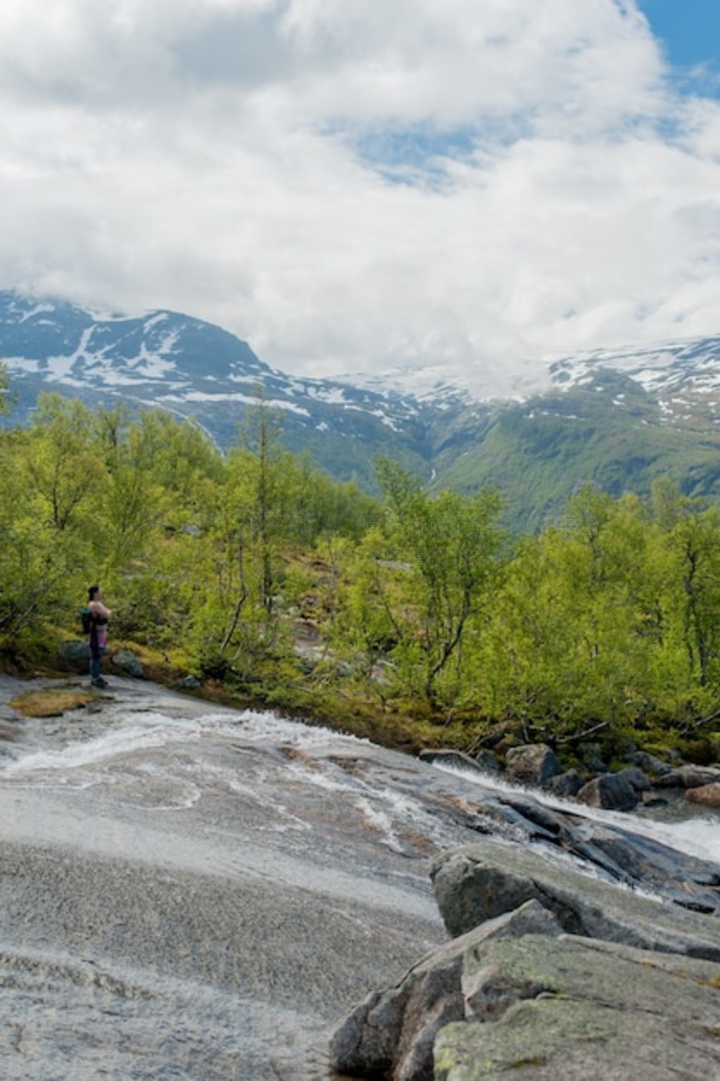 Ų Trolltunga 񻰰