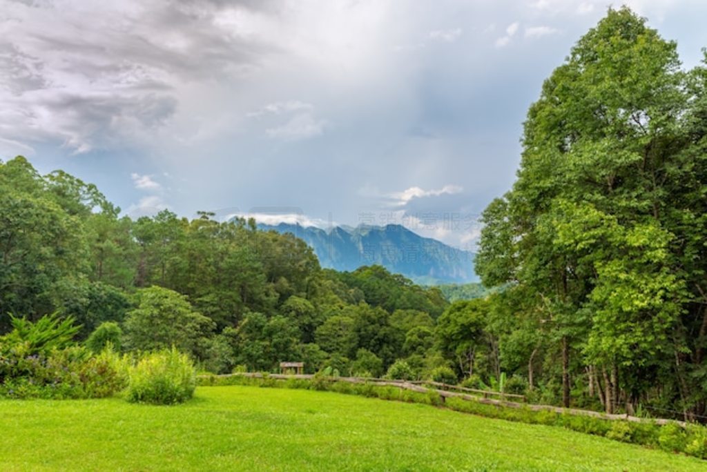  Doi Mae Ta man̩ Doi Luang 