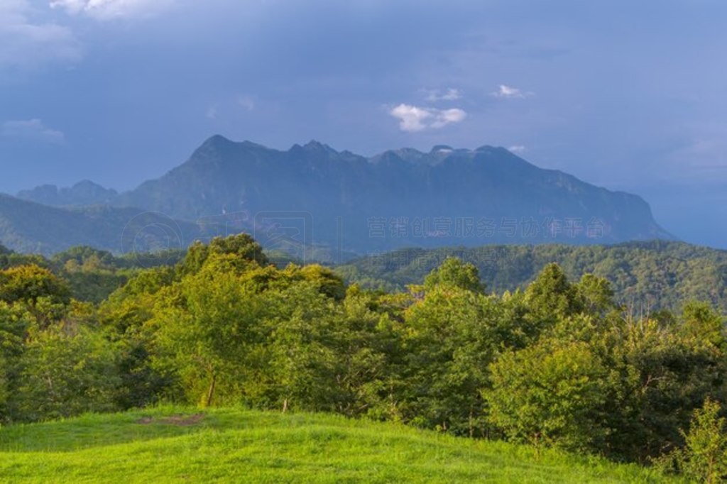  Doi Mae Ta man ȥ Doi Luang 