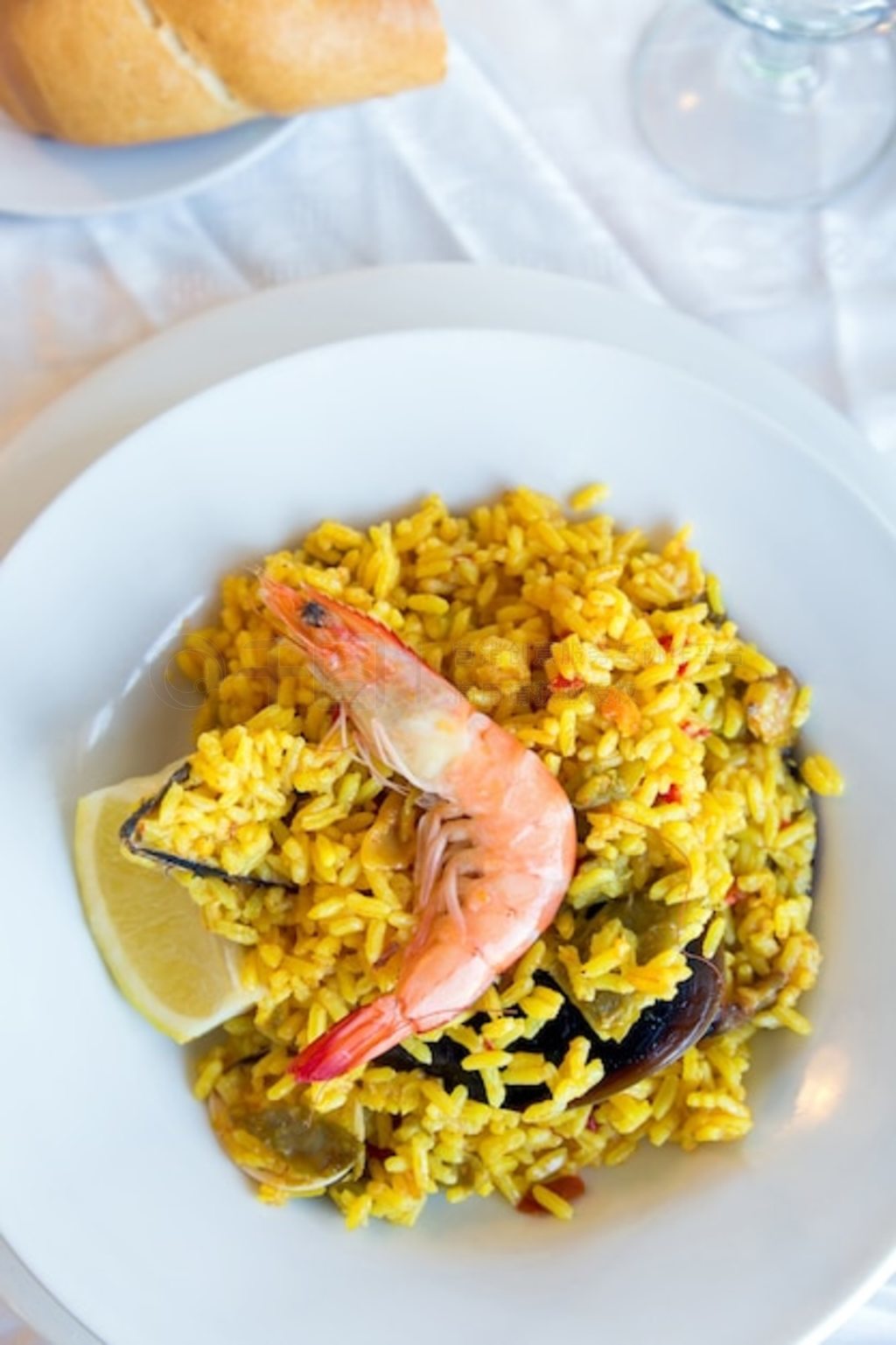 ͳʷ Paella