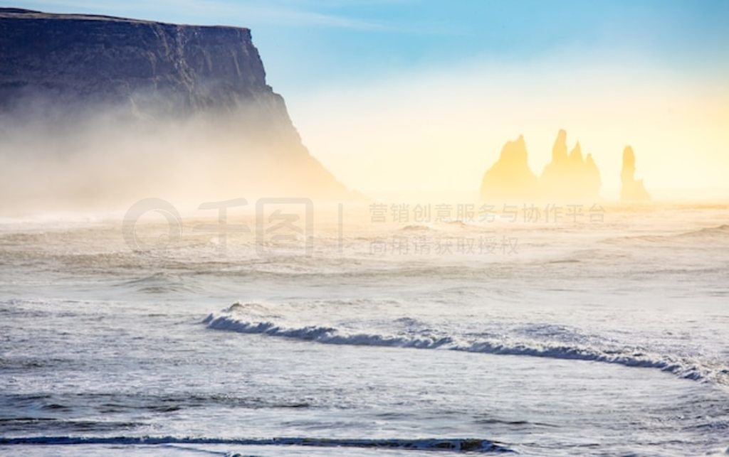  Reynisdrangar 