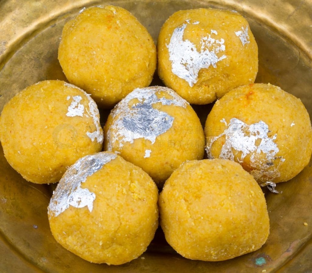 Besan Laddu ӡȴͳʳ