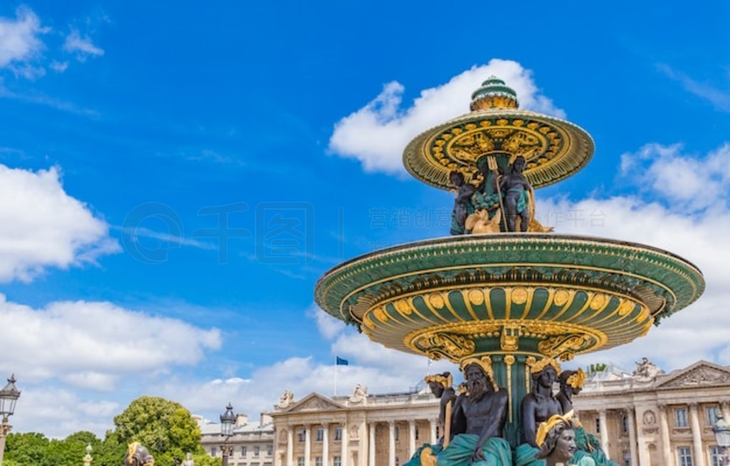  Fontaine des Fleuves