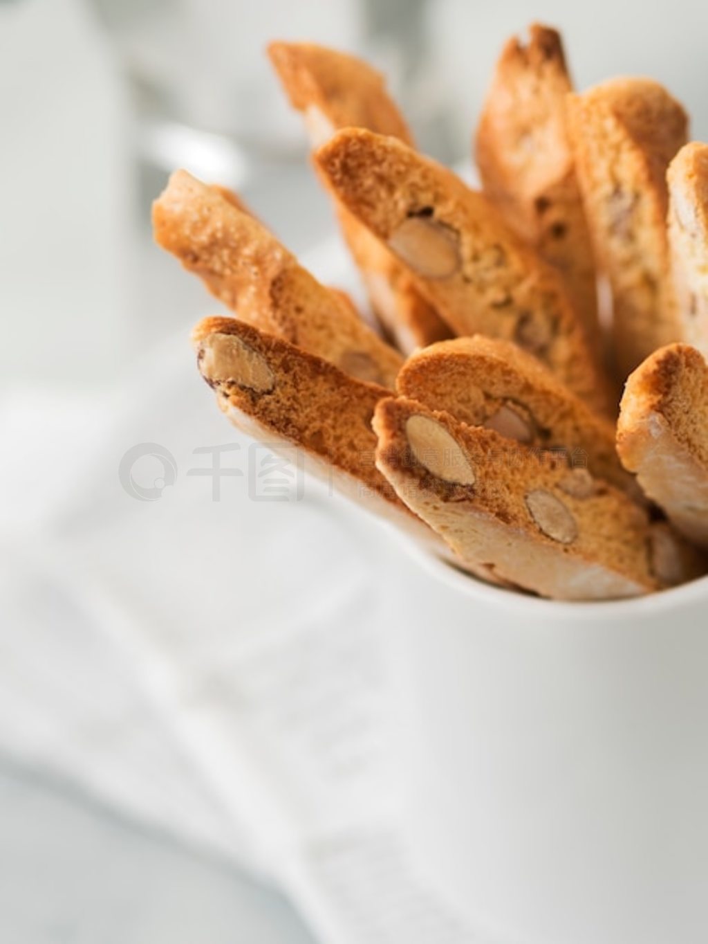 Biscotti (cantuccini)-ڰɫдͷĴͳ㡣