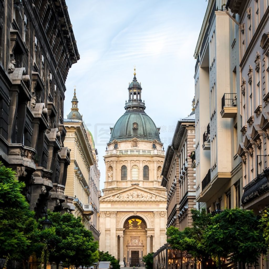 ʥʷٷҴãSt. Stephen's Basilica˹һ̴á