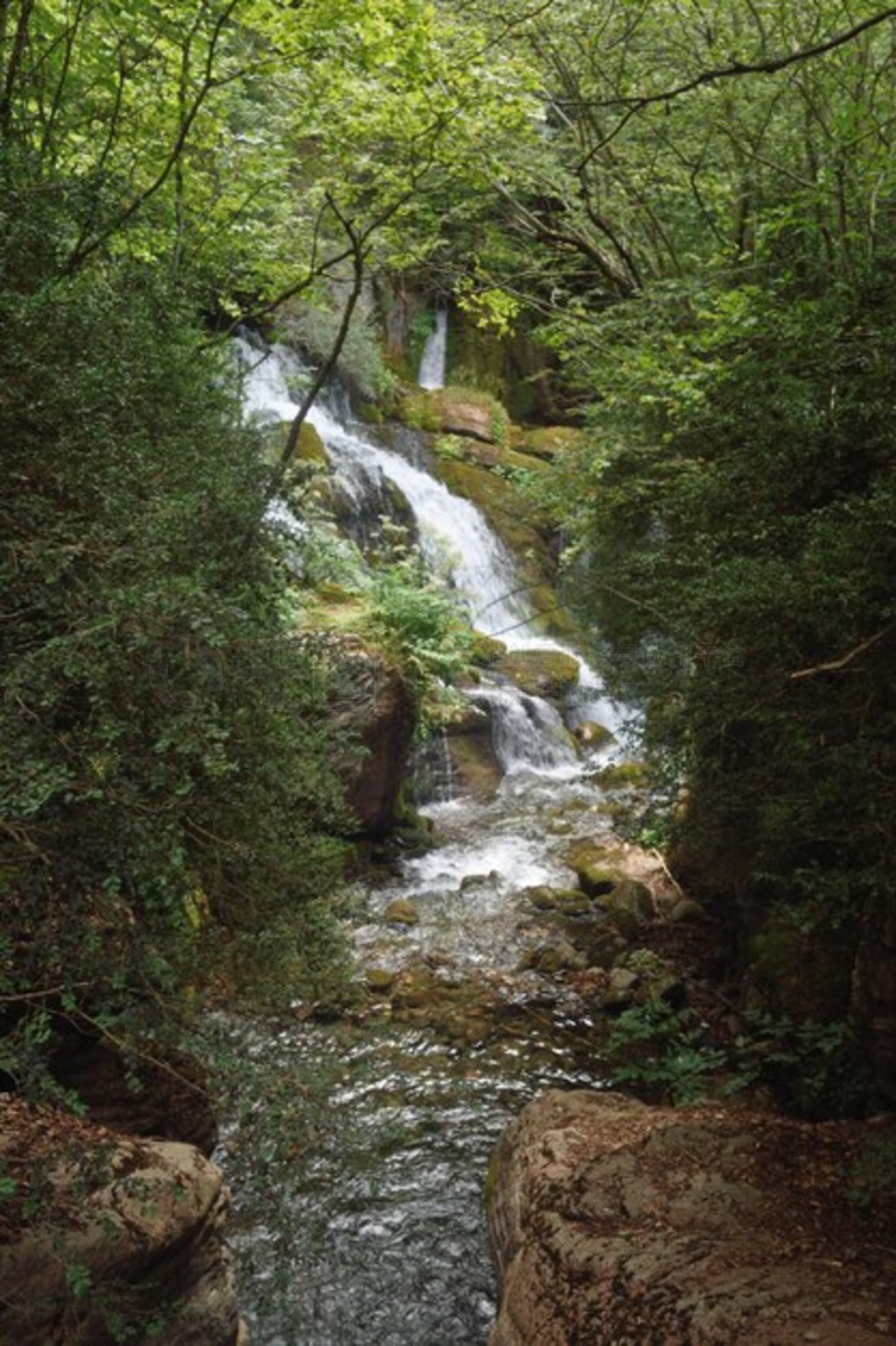 Դles fonts del Llobregatλ Castellar de N Hug