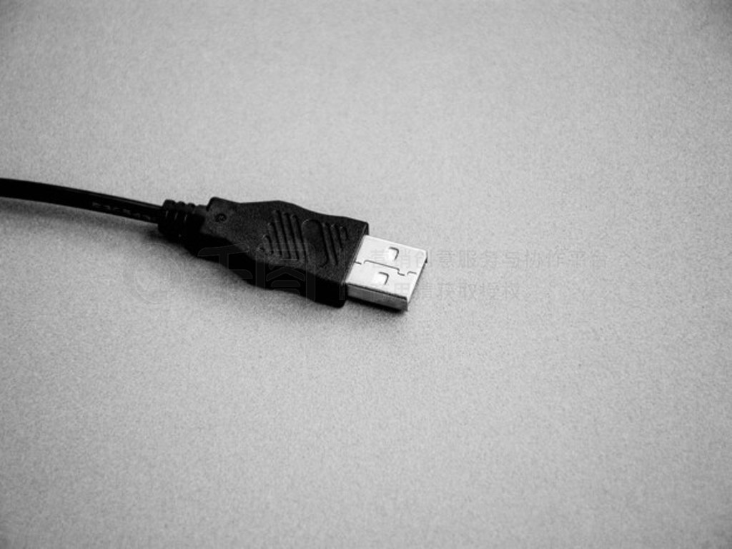 ɫϵĵ USB