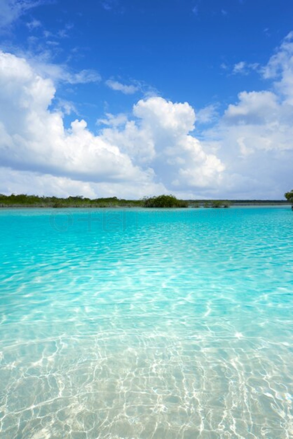 īк Laguna de Bacalar к